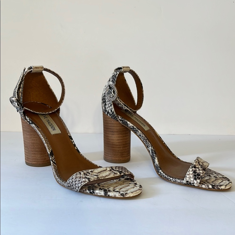 Steve Madden Black & Cream Snakeskin Cylinder Heel Sandals Sz 7 1/2